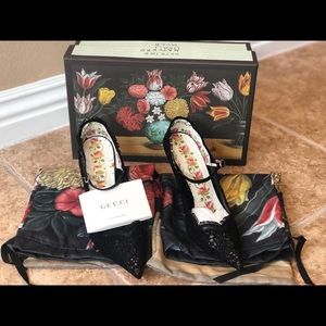 Gucci Virginia Pointy Toe Mary Jane Lace Pumps